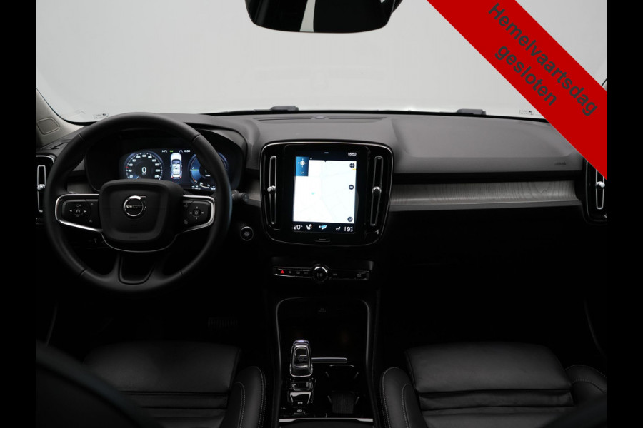 Volvo XC40 T4 Recharge Inscription 211pk PHEV Dealer O.H. | Trekhaak Af Fabriek | Adaptive Cruise | 360 Camera | Lederen Sportstoelen Memory & Verwarmd | Stuur Verwarmd | Apple Carplay | Keyless | Blis | Navigatie | DAB | Plug In Hybrid