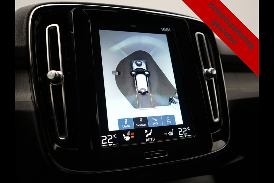 Volvo XC40 T4 Recharge Inscription 211pk PHEV Dealer O.H. | Trekhaak Af Fabriek | Adaptive Cruise | 360 Camera | Lederen Sportstoelen Memory & Verwarmd | Stuur Verwarmd | Apple Carplay | Keyless | Blis | Navigatie | DAB | Plug In Hybrid