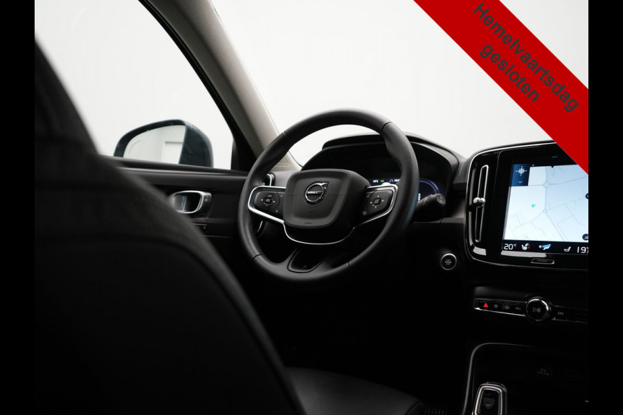 Volvo XC40 T4 Recharge Inscription 211pk PHEV Dealer O.H. | Trekhaak Af Fabriek | Adaptive Cruise | 360 Camera | Lederen Sportstoelen Memory & Verwarmd | Stuur Verwarmd | Apple Carplay | Keyless | Blis | Navigatie | DAB | Plug In Hybrid
