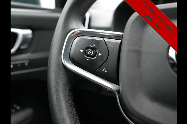 Volvo XC40 T4 Recharge Inscription 211pk PHEV Dealer O.H. | Trekhaak Af Fabriek | Adaptive Cruise | 360 Camera | Lederen Sportstoelen Memory & Verwarmd | Stuur Verwarmd | Apple Carplay | Keyless | Blis | Navigatie | DAB | Plug In Hybrid