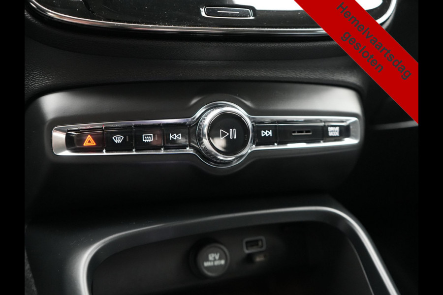 Volvo XC40 T4 Recharge Inscription 211pk PHEV Dealer O.H. | Trekhaak Af Fabriek | Adaptive Cruise | 360 Camera | Lederen Sportstoelen Memory & Verwarmd | Stuur Verwarmd | Apple Carplay | Keyless | Blis | Navigatie | DAB | Plug In Hybrid