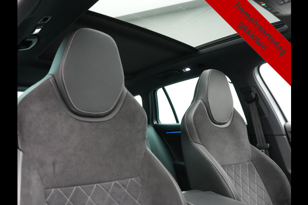 Škoda Superb Combi 1.4 TSI iV Sportline PHEV 218pk Dealer O.H | Panodak | Crystal LED | Camera | Alcantara Sportstoelen Memory & Verwarmd | Cruise Control | Sfeerverlichting | Apple Carplay | Keyless | Navigatie | Virtual | DAB | 19"L.M | Plug In Hybrid |