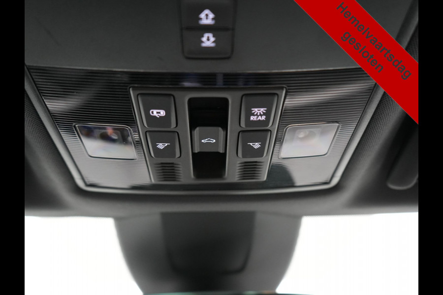 Škoda Superb Combi 1.4 TSI iV Sportline PHEV 218pk Dealer O.H | Panodak | Crystal LED | Camera | Alcantara Sportstoelen Memory & Verwarmd | Cruise Control | Sfeerverlichting | Apple Carplay | Keyless | Navigatie | Virtual | DAB | 19"L.M | Plug In Hybrid |