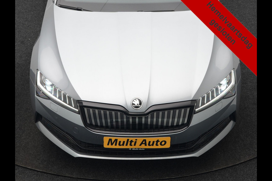 Škoda Superb Combi 1.4 TSI iV Sportline PHEV 218pk Dealer O.H | Panodak | Crystal LED | Camera | Alcantara Sportstoelen Memory & Verwarmd | Cruise Control | Sfeerverlichting | Apple Carplay | Keyless | Navigatie | Virtual | DAB | 19"L.M | Plug In Hybrid |