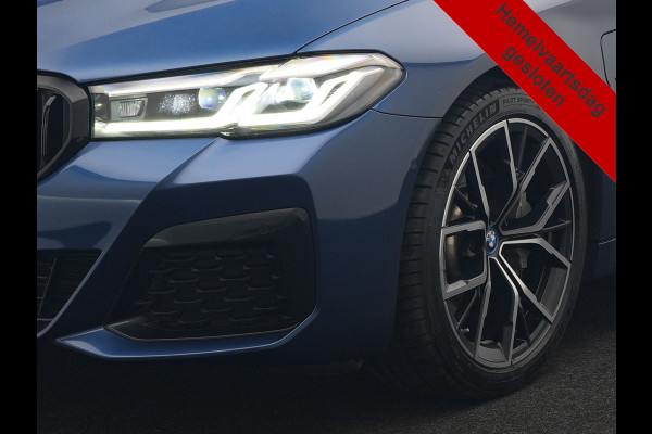 BMW 5 Serie Touring 530e M Sport PHEV 293pk Dealer O.H. | Panodak | Adaptive Cruise | 360 Camera | Harman / Kardon | Lederen Comfortzetels Memory & Verwarmd | Adaptive LED | Apple Carplay | Blis | Sfeerverlichting | Navigatie | DAB | Plug In Hybrid |