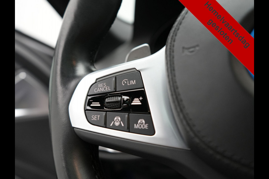 BMW 5 Serie Touring 530e M Sport PHEV 293pk Dealer O.H. | Panodak | Adaptive Cruise | 360 Camera | Harman / Kardon | Lederen Comfortzetels Memory & Verwarmd | Adaptive LED | Apple Carplay | Blis | Sfeerverlichting | Navigatie | DAB | Plug In Hybrid |