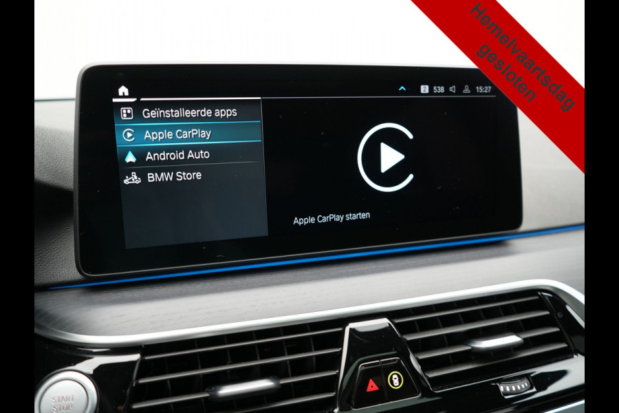 BMW 5 Serie Touring 530e M Sport PHEV 293pk Dealer O.H. | Panodak | Adaptive Cruise | 360 Camera | Harman / Kardon | Lederen Comfortzetels Memory & Verwarmd | Adaptive LED | Apple Carplay | Blis | Sfeerverlichting | Navigatie | DAB | Plug In Hybrid |