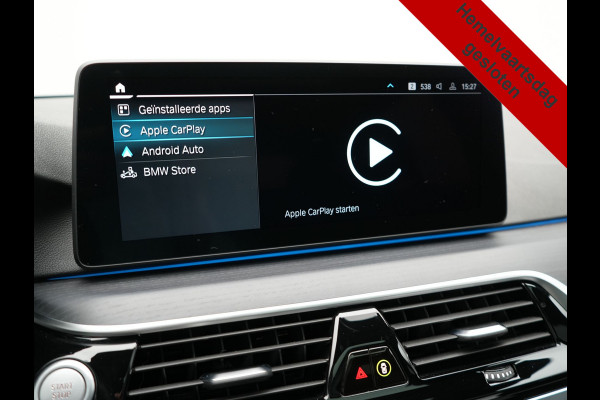BMW 5 Serie Touring 530e M Sport PHEV 293pk Dealer O.H. | Panodak | Adaptive Cruise | 360 Camera | Harman / Kardon | Lederen Comfortzetels Memory & Verwarmd | Adaptive LED | Apple Carplay | Blis | Sfeerverlichting | Navigatie | DAB | Plug In Hybrid |