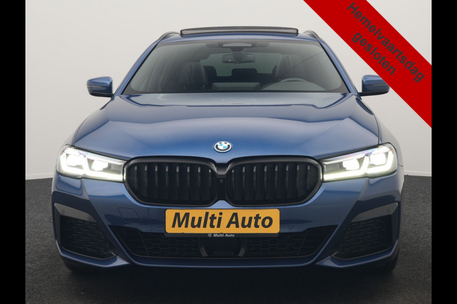 BMW 5 Serie Touring 530e M Sport PHEV 293pk Dealer O.H. | Panodak | Adaptive Cruise | 360 Camera | Harman / Kardon | Lederen Comfortzetels Memory & Verwarmd | Adaptive LED | Apple Carplay | Blis | Sfeerverlichting | Navigatie | DAB | Plug In Hybrid |