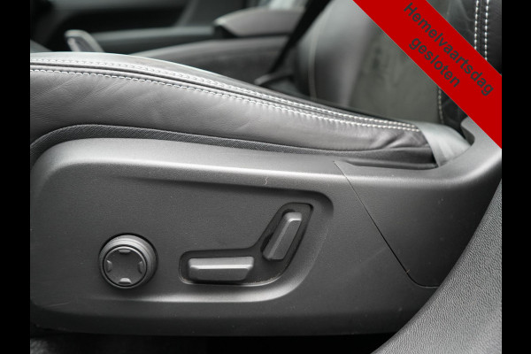 Volvo XC40 T4 Recharge R-Design PHEV 211pk Dealer O.H. | Panodak | Adaptive Cruise | Camera | Harman / Kardon | Alcantara Sportstoelen Memory & Verwarmd | Keyless | Blis | Stuur Verwarmd | Apple Carplay | 19"L.M | Plug In Hybrid |