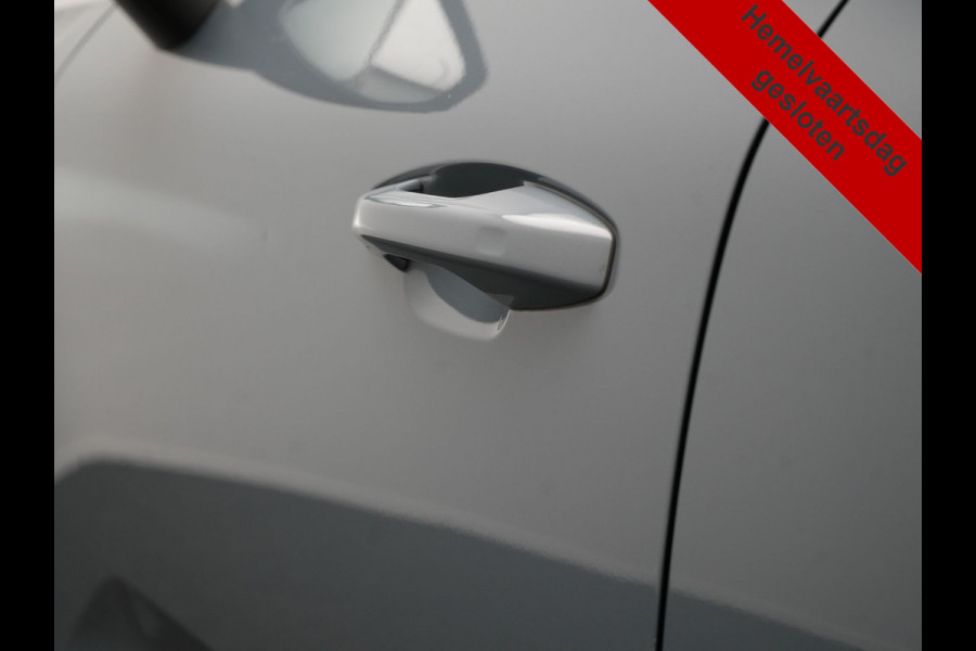 Volvo XC40 T4 Recharge R-Design PHEV 211pk Dealer O.H. | Panodak | Adaptive Cruise | Camera | Harman / Kardon | Alcantara Sportstoelen Memory & Verwarmd | Keyless | Blis | Stuur Verwarmd | Apple Carplay | 19"L.M | Plug In Hybrid |