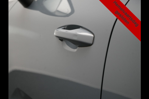 Volvo XC40 T4 Recharge R-Design PHEV 211pk Dealer O.H. | Panodak | Adaptive Cruise | Camera | Harman / Kardon | Alcantara Sportstoelen Memory & Verwarmd | Keyless | Blis | Stuur Verwarmd | Apple Carplay | 19"L.M | Plug In Hybrid |