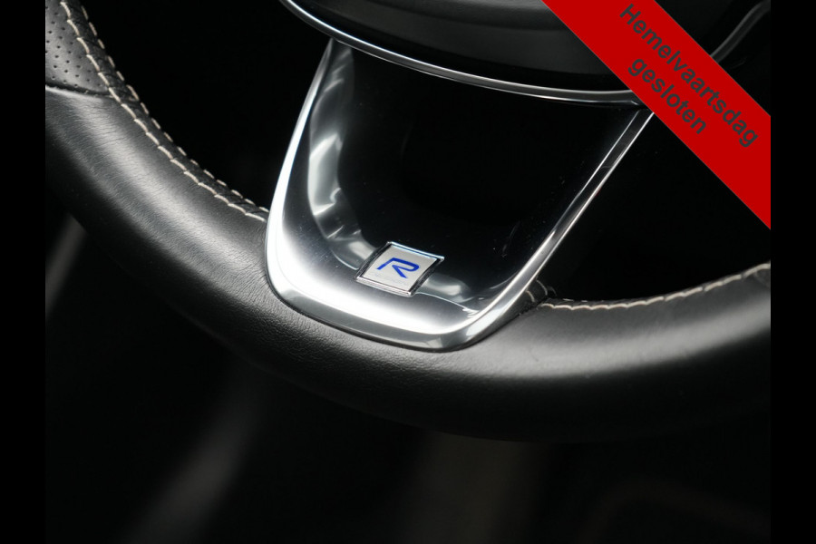 Volvo XC40 T4 Recharge R-Design PHEV 211pk Dealer O.H. | Panodak | Adaptive Cruise | Camera | Harman / Kardon | Alcantara Sportstoelen Memory & Verwarmd | Keyless | Blis | Stuur Verwarmd | Apple Carplay | 19"L.M | Plug In Hybrid |