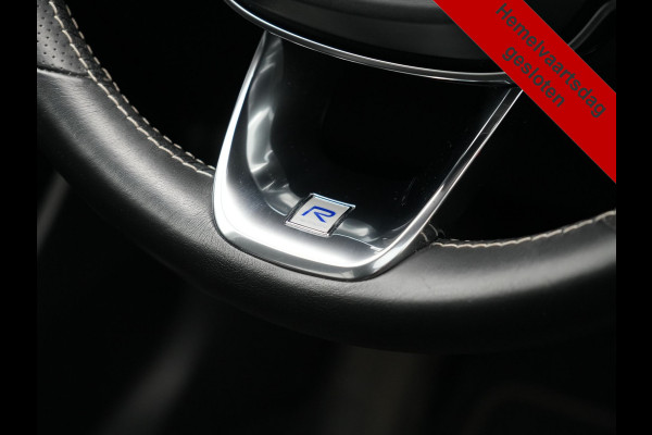 Volvo XC40 T4 Recharge R-Design PHEV 211pk Dealer O.H. | Panodak | Adaptive Cruise | Camera | Harman / Kardon | Alcantara Sportstoelen Memory & Verwarmd | Keyless | Blis | Stuur Verwarmd | Apple Carplay | 19"L.M | Plug In Hybrid |