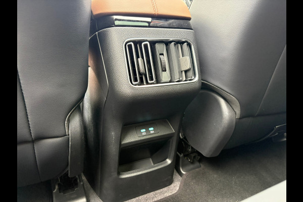 BYD SEAL U 1.5 DM-i FWD Boost PHEV 6 JAAR FABRIESKGARANTIE (RIJKLAARPRIJS)