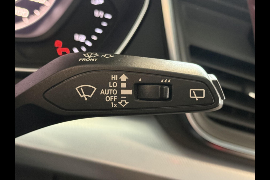 Audi Q5 50 TFSI e quattro Pro Line S-Line Plugin Hybrid | Navigatie | Climate Control | Led | Parkeer sensoren V+A | Stoelverwarming | Virtual Cockpit | Extra Getint Glas