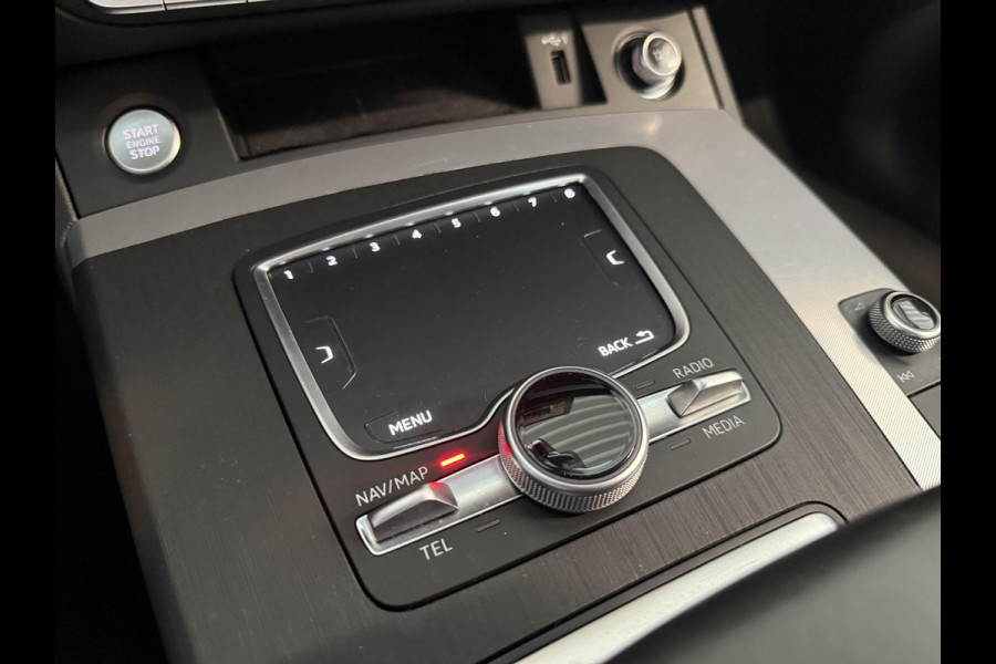 Audi Q5 50 TFSI e quattro Pro Line S-Line Plugin Hybrid | Navigatie | Climate Control | Led | Parkeer sensoren V+A | Stoelverwarming | Virtual Cockpit | Extra Getint Glas
