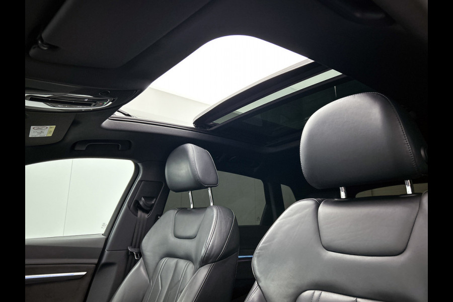 Audi e-tron E-tron 55 quattro advanced Pro S-Line Plus 95 kWh (92% SOH, Panorama, B&O, Camera, Leder, Camera, Lane Assist, Etc)
