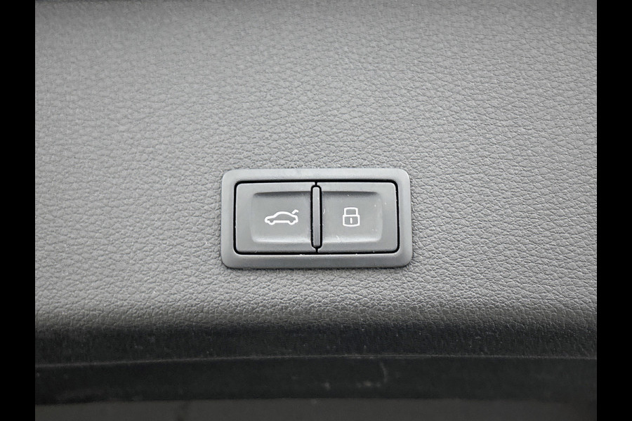 Audi e-tron E-tron 55 quattro advanced Pro S-Line Plus 95 kWh (92% SOH, Panorama, B&O, Camera, Leder, Camera, Lane Assist, Etc)