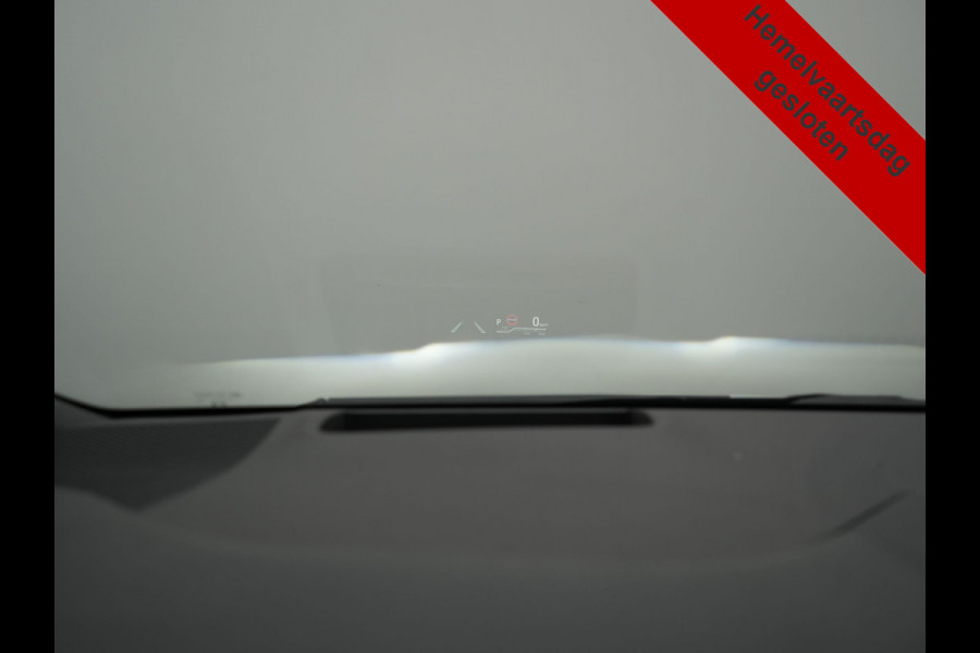 Toyota Corolla 2.0 Hybrid Executive 184pk Dealer O.H | Adaptive Cruise | Head Up | Camera | Sportstoelen Verwarmd | Keyless | Apple Carplay | Navigatie | Blis | DAB |