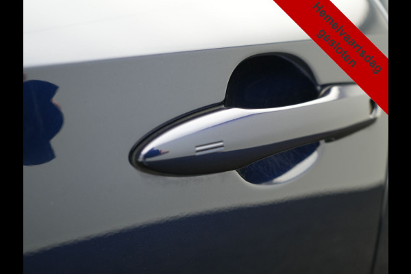 Toyota Corolla 2.0 Hybrid Executive 184pk Dealer O.H | Adaptive Cruise | Head Up | Camera | Sportstoelen Verwarmd | Keyless | Apple Carplay | Navigatie | Blis | DAB |