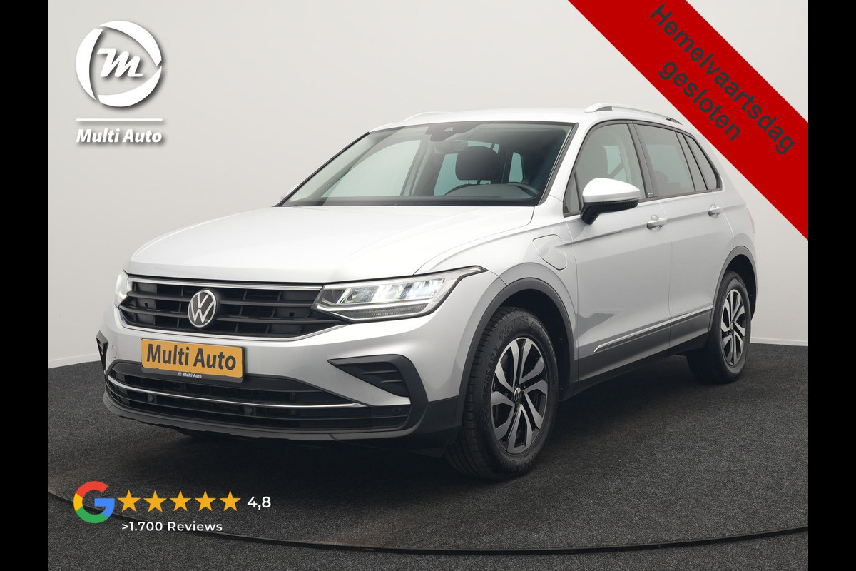 Volkswagen Tiguan 1.4 TSI eHybrid Active PHEV 245pk Dealer O.H. | Trekhaak Af Fabriek | Adaptive Cruise | Camera | Stoelen & Stuur Verwarmd | Apple Carplay | Navigatie | Virtual Cockpit | DAB | Plug In Hybrid |