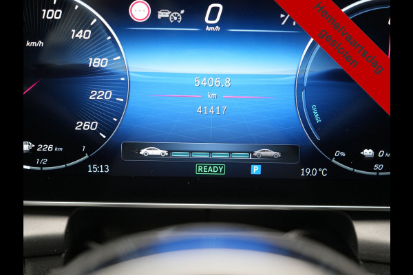 Mercedes-Benz GLC 300e 4MATIC Luxury Line 313pk Dealer O.H. | Trekhaak Af Fabriek | Adaptive Cruise | Camera | Lederen Sportstoelen Memory & Verwarmd | Sfeerverlichting | Blis | Stuur Verwarmd | Navigatie | DAB | Plug In Hybrid |