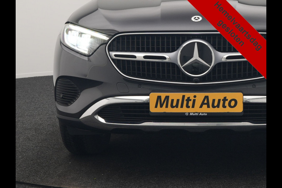 Mercedes-Benz GLC 300e 4MATIC Luxury Line 313pk Dealer O.H. | Trekhaak Af Fabriek | Adaptive Cruise | Camera | Lederen Sportstoelen Memory & Verwarmd | Sfeerverlichting | Blis | Stuur Verwarmd | Navigatie | DAB | Plug In Hybrid |