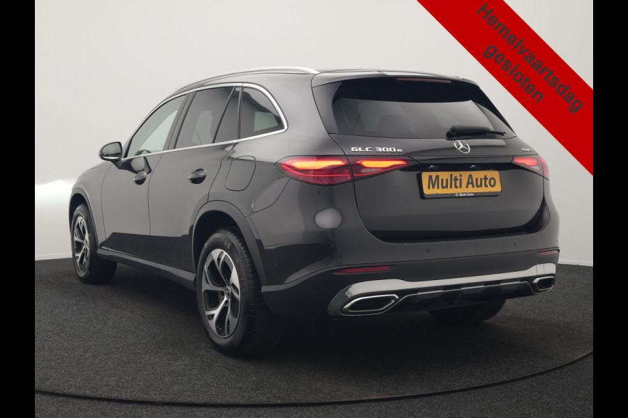 Mercedes-Benz GLC 300e 4MATIC Luxury Line 313pk Dealer O.H. | Trekhaak Af Fabriek | Adaptive Cruise | Camera | Lederen Sportstoelen Memory & Verwarmd | Sfeerverlichting | Blis | Stuur Verwarmd | Navigatie | DAB | Plug In Hybrid |