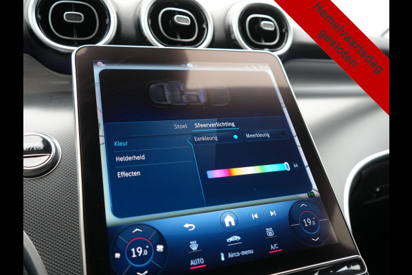 Mercedes-Benz GLC 300e 4MATIC Luxury Line 313pk Dealer O.H. | Trekhaak Af Fabriek | Adaptive Cruise | Camera | Lederen Sportstoelen Memory & Verwarmd | Sfeerverlichting | Blis | Stuur Verwarmd | Navigatie | DAB | Plug In Hybrid |