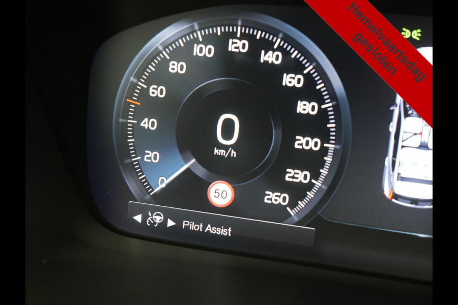 Volvo XC40 T5 Ultimate Dark PHEV 262pk Dealer O.H. | Trekhaak Af Fabriek | Panodak | 360 Camera | Harman & Kardon | Lederen Sportstoelen Memory & Verwarmd | Cruise Control | Apple Carplay | Navigatie | Stuur Verwarmd | Keyless | DAB |