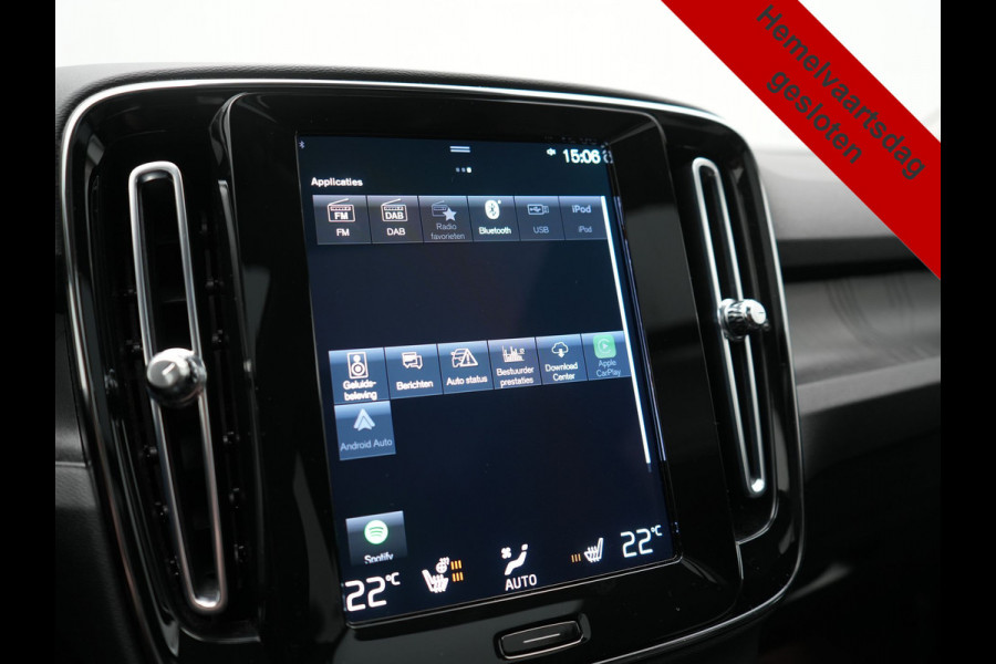 Volvo XC40 T5 Ultimate Dark PHEV 262pk Dealer O.H. | Trekhaak Af Fabriek | Panodak | 360 Camera | Harman & Kardon | Lederen Sportstoelen Memory & Verwarmd | Cruise Control | Apple Carplay | Navigatie | Stuur Verwarmd | Keyless | DAB |