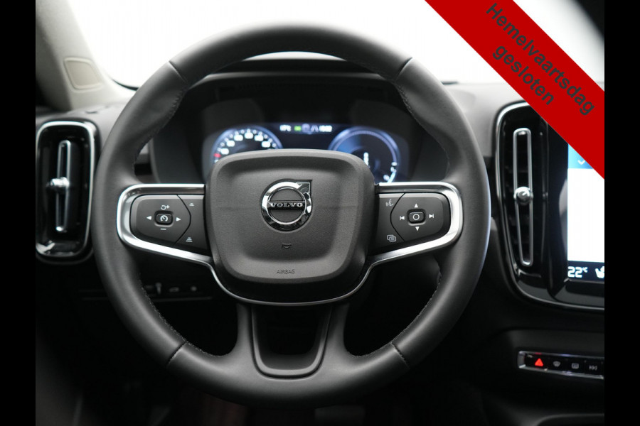 Volvo XC40 T5 Ultimate Dark PHEV 262pk Dealer O.H. | Trekhaak Af Fabriek | Panodak | 360 Camera | Harman & Kardon | Lederen Sportstoelen Memory & Verwarmd | Cruise Control | Apple Carplay | Navigatie | Stuur Verwarmd | Keyless | DAB |