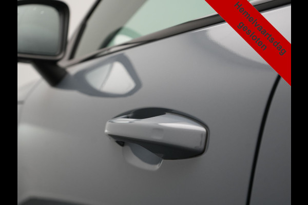 Volvo XC40 T5 Ultimate Dark PHEV 262pk Dealer O.H. | Trekhaak Af Fabriek | Panodak | 360 Camera | Harman & Kardon | Lederen Sportstoelen Memory & Verwarmd | Cruise Control | Apple Carplay | Navigatie | Stuur Verwarmd | Keyless | DAB |