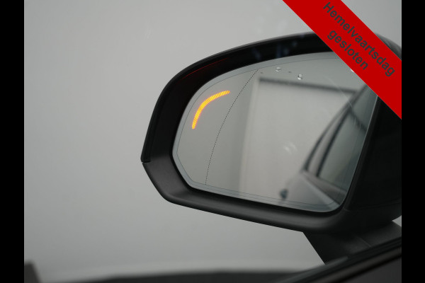 Volvo XC40 T5 Ultimate Dark PHEV 262pk Dealer O.H. | Trekhaak Af Fabriek | Panodak | 360 Camera | Harman & Kardon | Lederen Sportstoelen Memory & Verwarmd | Cruise Control | Apple Carplay | Navigatie | Stuur Verwarmd | Keyless | DAB |