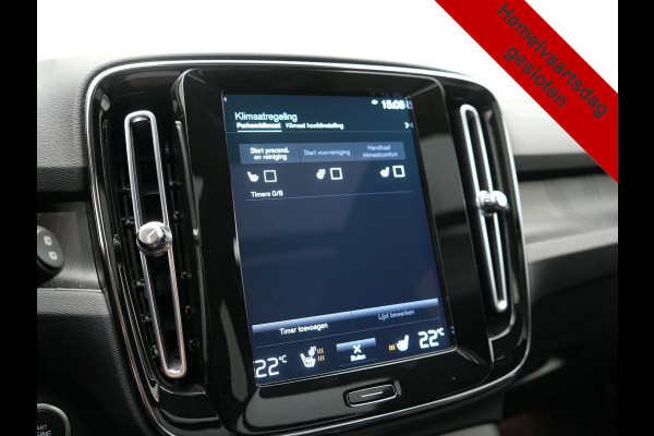 Volvo XC40 T5 Ultimate Dark PHEV 262pk Dealer O.H. | Trekhaak Af Fabriek | Panodak | 360 Camera | Harman & Kardon | Lederen Sportstoelen Memory & Verwarmd | Cruise Control | Apple Carplay | Navigatie | Stuur Verwarmd | Keyless | DAB |