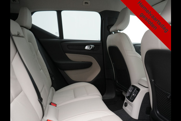 Volvo XC40 T5 Plus Bright PHEV 262pk Dealer O.H | Trekhaak Af Fabriek | Camera | Adaptive Cruise | Harman & Kardon | Lederen Sportstoelen Memory & Verwarmd | Keyless | Blis | Stuur Verwarmd | Navigatie | Virtual | 18"L.M | DAB |