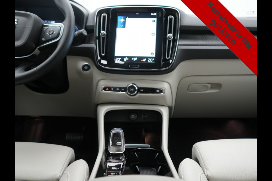 Volvo XC40 T5 Plus Bright PHEV 262pk Dealer O.H | Trekhaak Af Fabriek | Camera | Adaptive Cruise | Harman & Kardon | Lederen Sportstoelen Memory & Verwarmd | Keyless | Blis | Stuur Verwarmd | Navigatie | Virtual | 18"L.M | DAB |