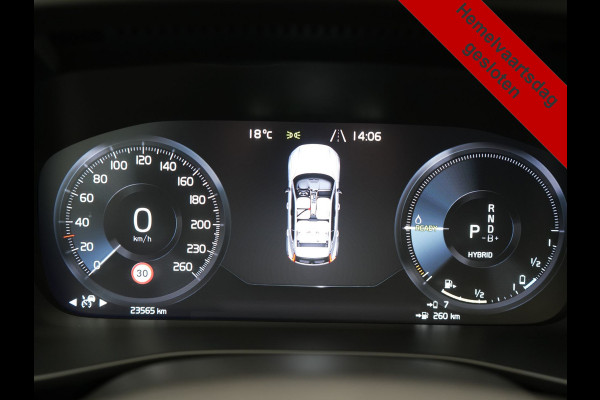 Volvo XC40 T5 Plus Bright PHEV 262pk Dealer O.H | Trekhaak Af Fabriek | Camera | Adaptive Cruise | Harman & Kardon | Lederen Sportstoelen Memory & Verwarmd | Keyless | Blis | Stuur Verwarmd | Navigatie | Virtual | 18"L.M | DAB |