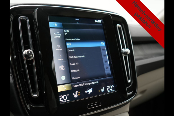 Volvo XC40 T5 Plus Bright PHEV 262pk Dealer O.H | Trekhaak Af Fabriek | Camera | Adaptive Cruise | Harman & Kardon | Lederen Sportstoelen Memory & Verwarmd | Keyless | Blis | Stuur Verwarmd | Navigatie | Virtual | 18"L.M | DAB |