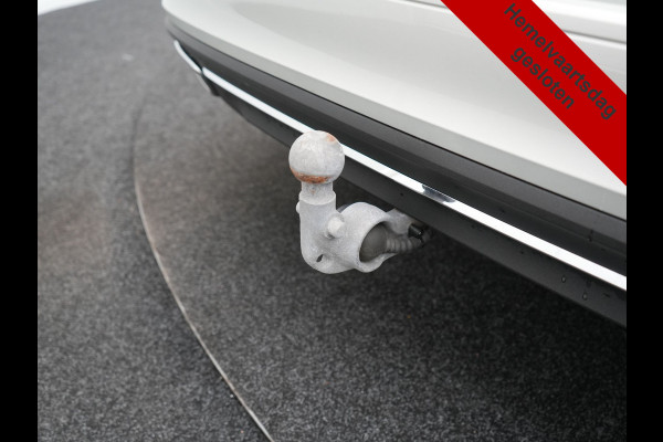 Volvo V60 T6 Recharge AWD Inscription PHEV Long Range 350pk Dealer O.H | Trekhaak Af Fabriek | Panodak | 360 Camera | Harman / Kardon | Lederen Sportstoelen & Stuur Verwarmd | Keyless | Apple Carplay | Virtual | Navigatie | DAB+ | 19"L.M | Plug In Hybrid |