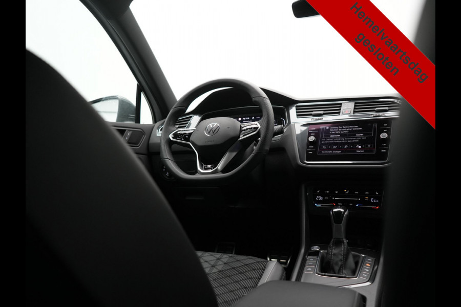 Volkswagen Tiguan 1.4 TSI eHybrid R-Line PHEV 245pk Dealer O.H | Trekhaak Af Fabriek | Adaptive Cruise | IQ Light | Adaptive Onderstel | Camera | Alcantara Sportstoelen & Stuur Verwarmd | Blis | Keyless | Sfeerverlichting | Virtual | Navigatie | DAB | 20"L.M | Plug In Hybrid |