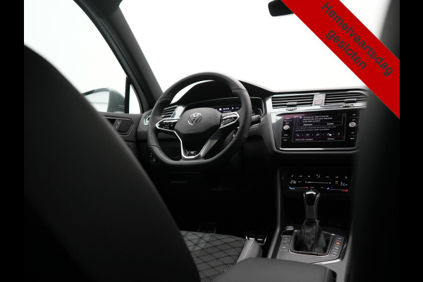 Volkswagen Tiguan 1.4 TSI eHybrid R-Line PHEV 245pk Dealer O.H | Trekhaak Af Fabriek | Adaptive Cruise | IQ Light | Adaptive Onderstel | Camera | Alcantara Sportstoelen & Stuur Verwarmd | Blis | Keyless | Sfeerverlichting | Virtual | Navigatie | DAB | 20"L.M | Plug In Hybrid |