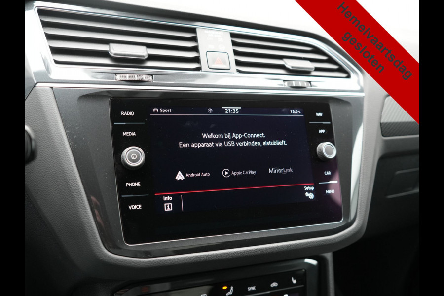 Volkswagen Tiguan 1.4 TSI eHybrid R-Line PHEV 245pk Dealer O.H | Trekhaak Af Fabriek | Adaptive Cruise | IQ Light | Adaptive Onderstel | Camera | Alcantara Sportstoelen & Stuur Verwarmd | Blis | Keyless | Sfeerverlichting | Virtual | Navigatie | DAB | 20"L.M | Plug In Hybrid |
