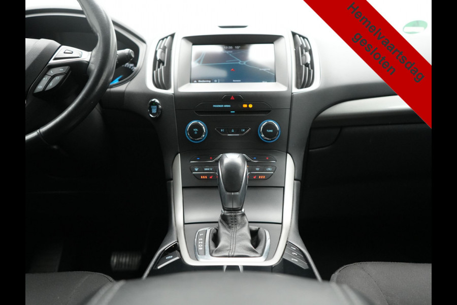 Ford Galaxy 2.0 Titanium Automaat 7 Persoons 241pk | Camera | Apple Carplay | Voorstoelen Verwarmd | Cruise Control | LED Koplampen | Navigatie |