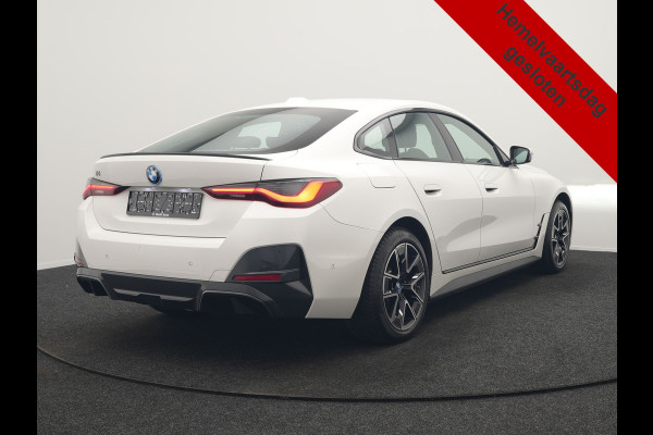 BMW i4 eDrive35 M Sport 70 kWh 286pk Dealer O.H | Trekhaak Af Fabriek | Adaptive Cruise | 360 Camera | Alcantara Sportstoelen Verwarmd | Widescreen Navi | Apple Carplay | Virtual | DAB | 18" L.M |
