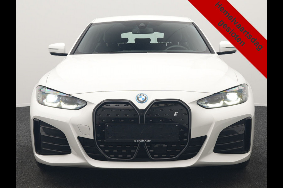 BMW i4 eDrive35 M Sport 70 kWh 286pk Dealer O.H | Trekhaak Af Fabriek | Adaptive Cruise | 360 Camera | Alcantara Sportstoelen Verwarmd | Widescreen Navi | Apple Carplay | Virtual | DAB | 18" L.M |