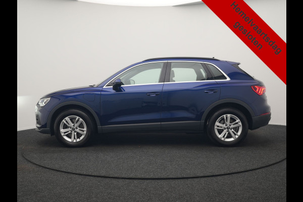 Audi Q3 45 TFSI e S-Line PHEV 245pk Dealer O.H Adaptive Cruise | Camera | Blis | S-line Interieur | Lederen Sportstoelen Verwarmd | Sportstuur | Navigatie | Virtual | DAB | 17"L.M |