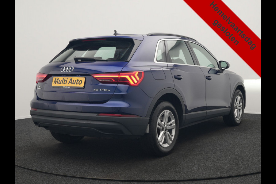 Audi Q3 45 TFSI e S-Line PHEV 245pk Dealer O.H Adaptive Cruise | Camera | Blis | S-line Interieur | Lederen Sportstoelen Verwarmd | Sportstuur | Navigatie | Virtual | DAB | 17"L.M |