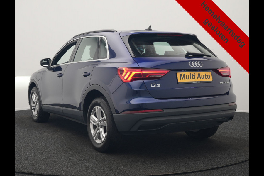 Audi Q3 45 TFSI e S-Line PHEV 245pk Dealer O.H Adaptive Cruise | Camera | Blis | S-line Interieur | Lederen Sportstoelen Verwarmd | Sportstuur | Navigatie | Virtual | DAB | 17"L.M |